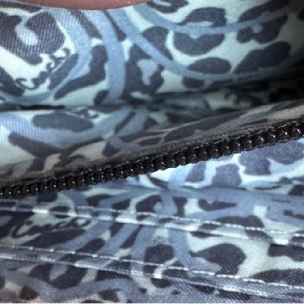 Coach Black Poppy Patent Leather Wristlet - Picture 9 of 10
